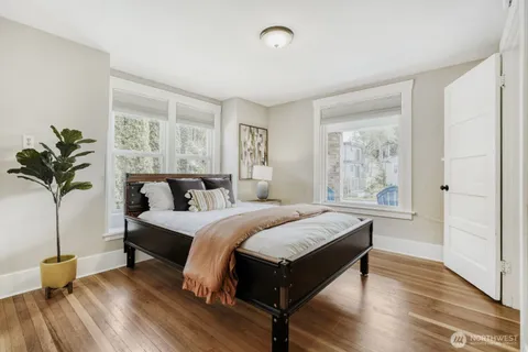 $1,150,000 | 348 Northeast 57th Street, Seattle, WA 98105