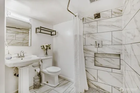 $1,150,000 | 348 Northeast 57th Street, Seattle, WA 98105