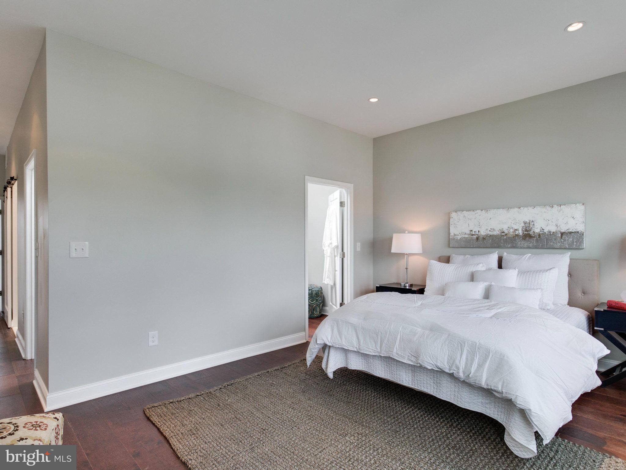 61 N Street Northwest, Unit 2 Washington, DC 20001 - Photo 21 of 28 Bedroom (Master)