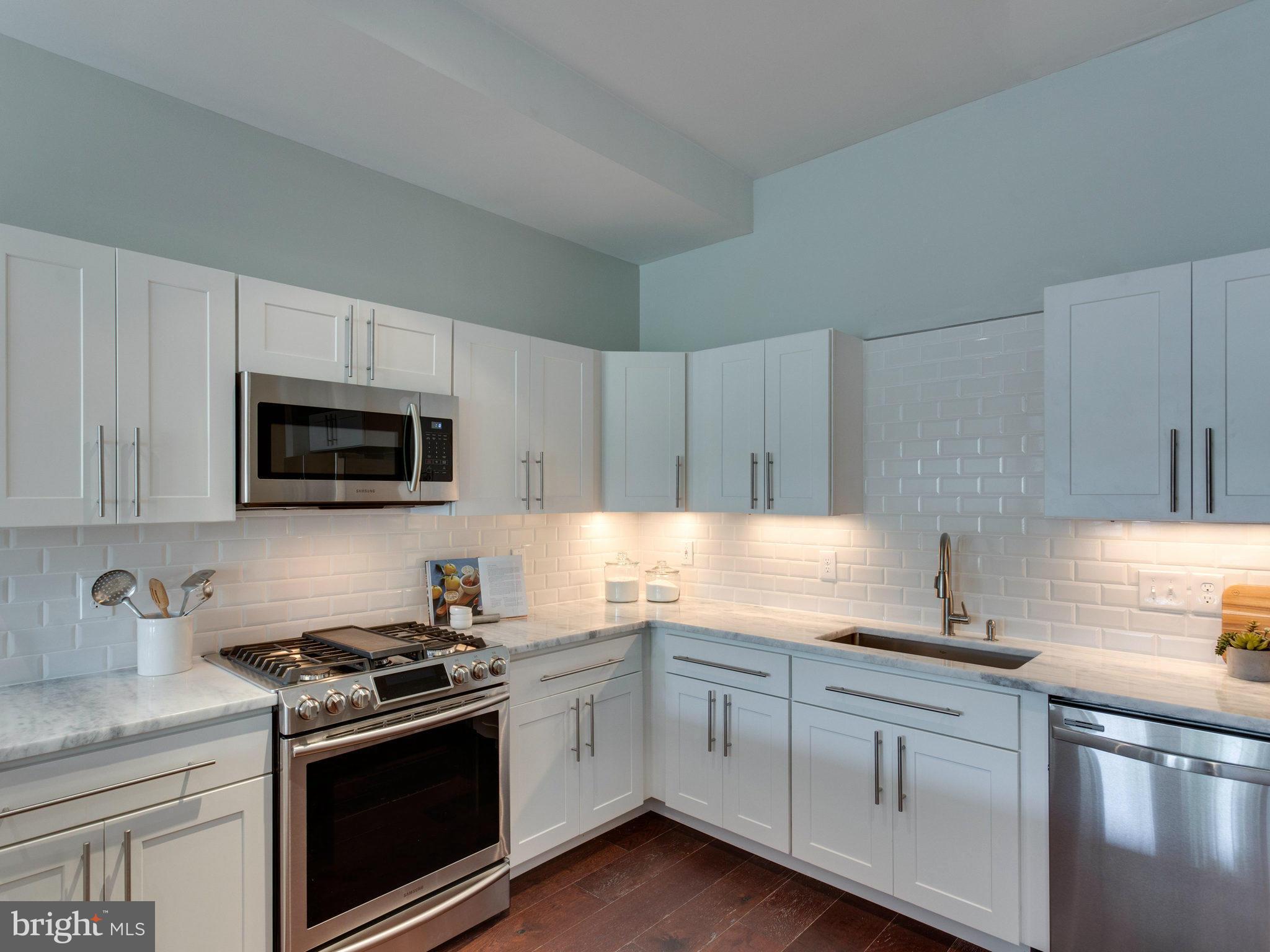 61 N Street Northwest, Unit 2 Washington, DC 20001 - Photo 4 of 28 Kitchen