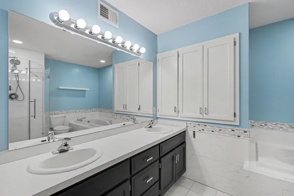 $419,900 | 11773 North Meadow Curve, Lindstrom, MN 55045