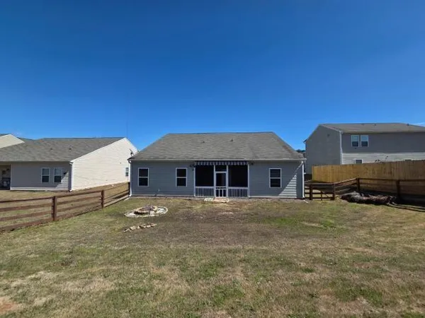 $362,500 | 215 Apalachee Drive, Bethlehem, GA 30620