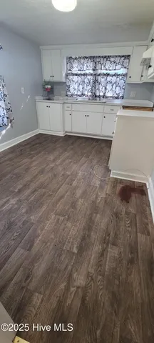 $99,900 | 407 South Johnson Street, Mount Olive, NC 28365