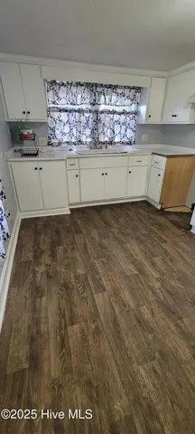 $99,900 | 407 South Johnson Street, Mount Olive, NC 28365