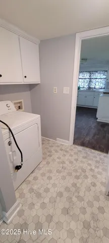 $99,900 | 407 South Johnson Street, Mount Olive, NC 28365