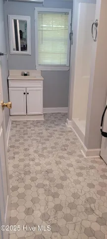 $99,900 | 407 South Johnson Street, Mount Olive, NC 28365