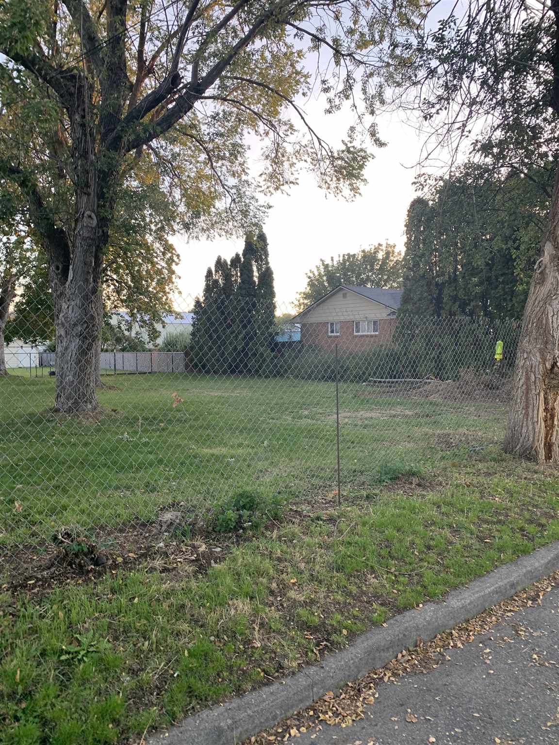 607 North University Road Spokane Valley, WA 99206 - Photo 35 of 37