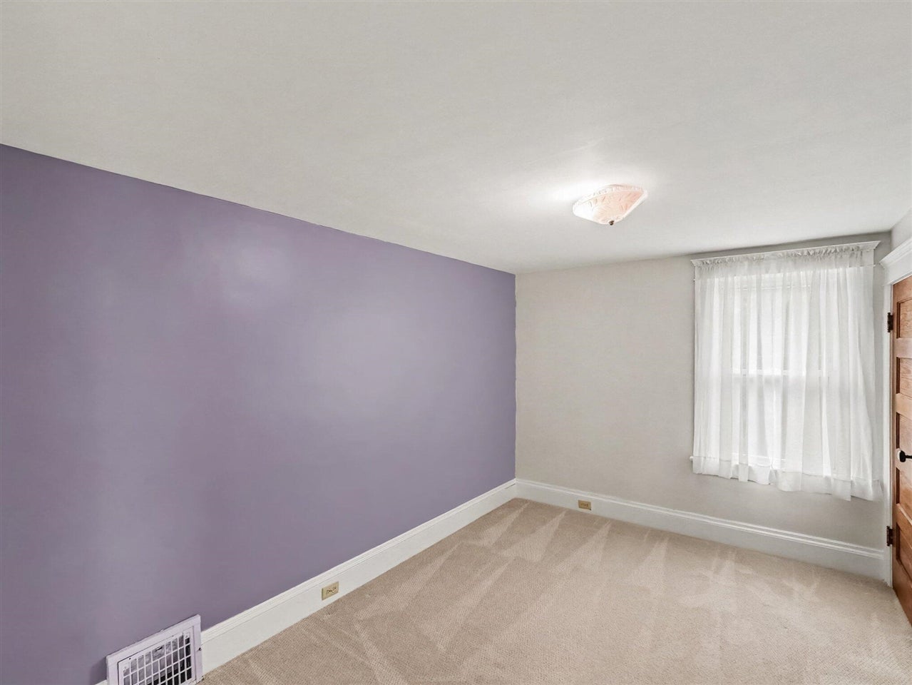 722 Webb Street Jackson, MI 49202 - Photo 12 of 33 Gallery Image 12