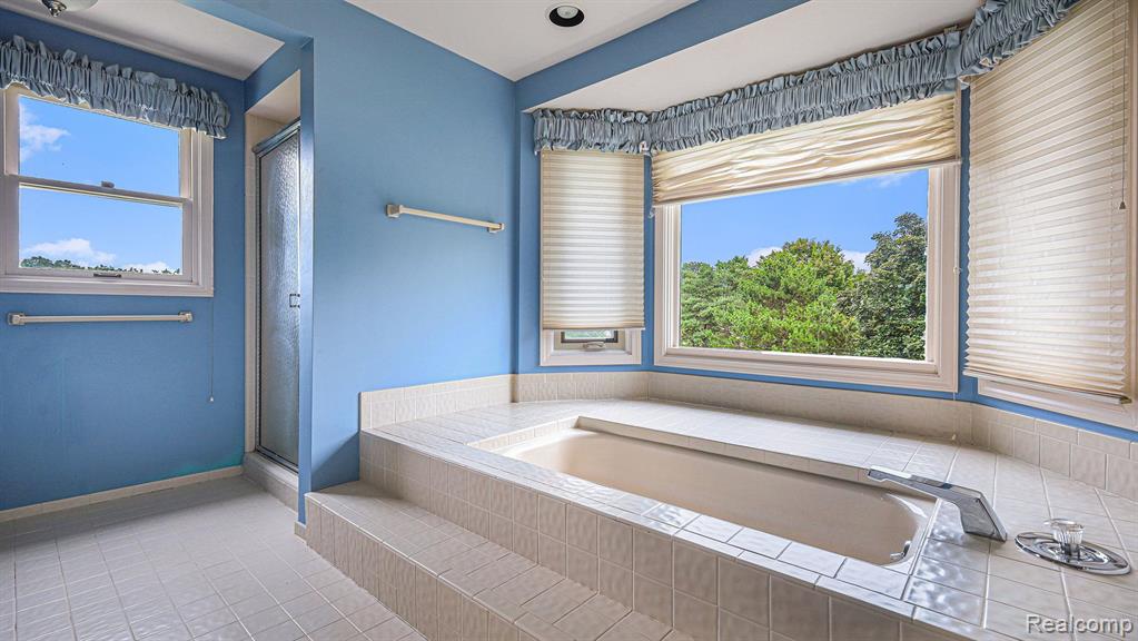 926 Stanford Circle Rochester Hills, MI 48309 - Photo 15 of 46