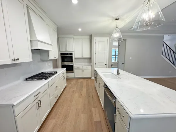 $804,900 | 350 Rolling Grove Boulevard, Collierville, TN 38017