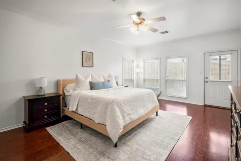 $315,000 | 3209 Chenevert Street, Houston, TX 77004
