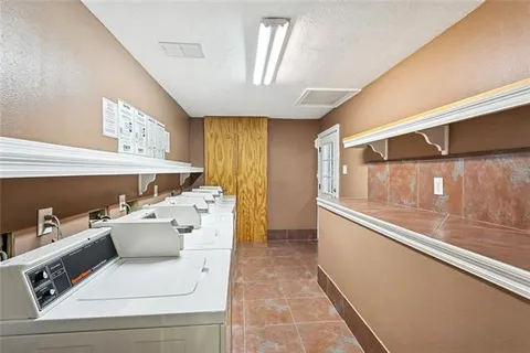 $129,900 | 1512 Parkview Boulevard, Unit 1512, Mandeville, LA 70471