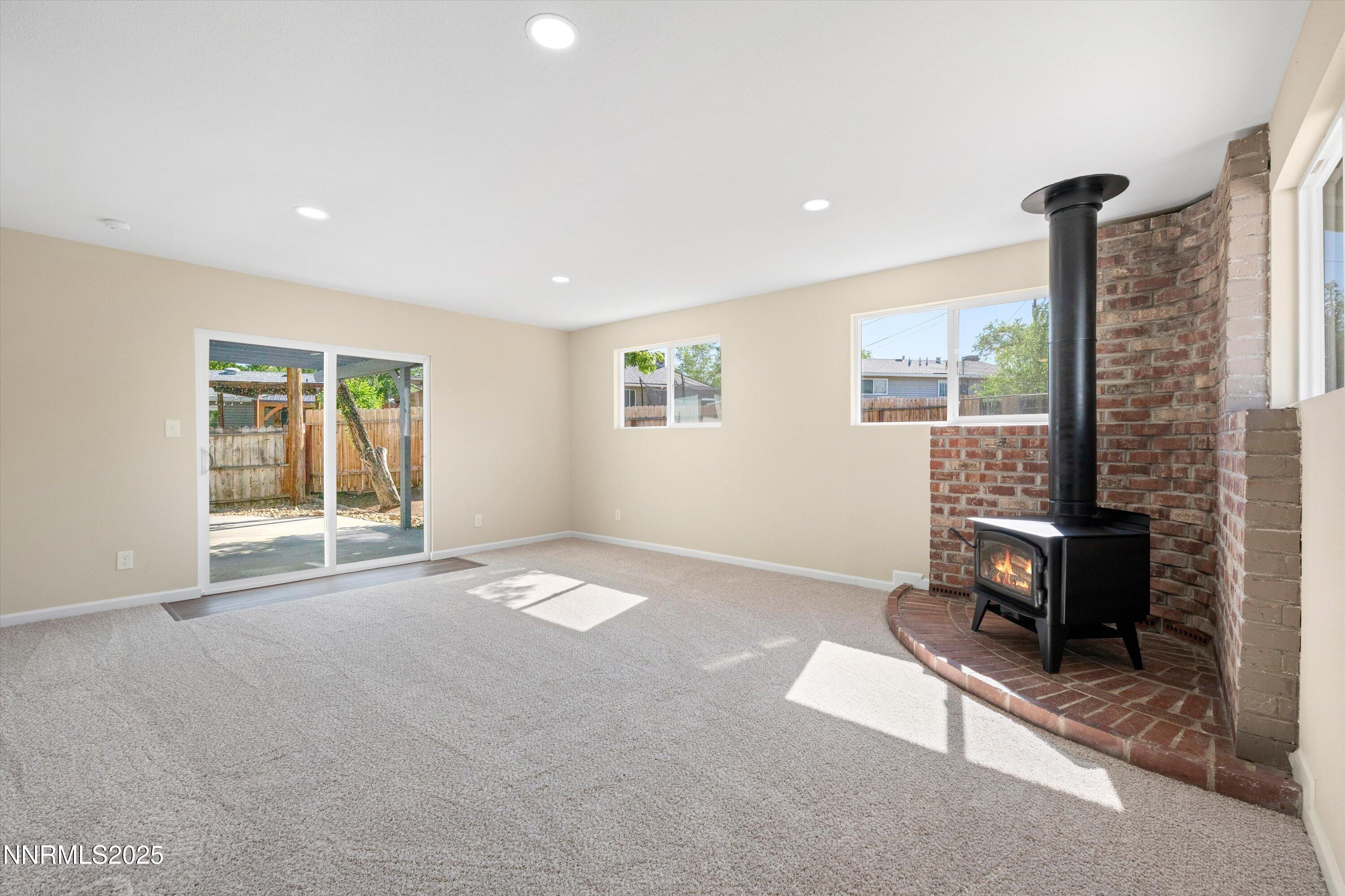 1355 Rayburn Drive Reno, NV 89503 - Photo 18 of 36 19-DSC_4993