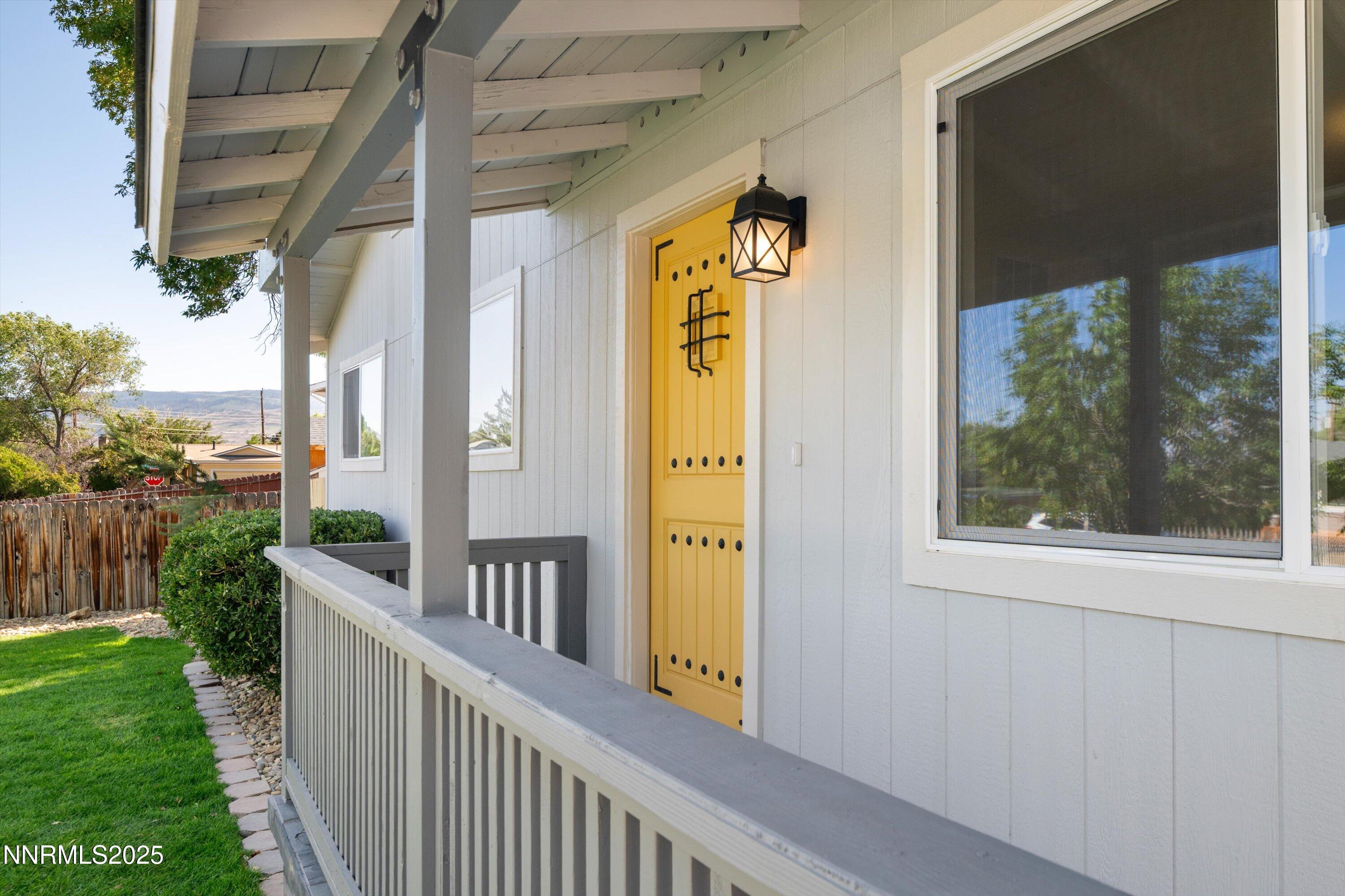 1355 Rayburn Drive Reno, NV 89503 - Photo 6 of 36 06-DSC_4857