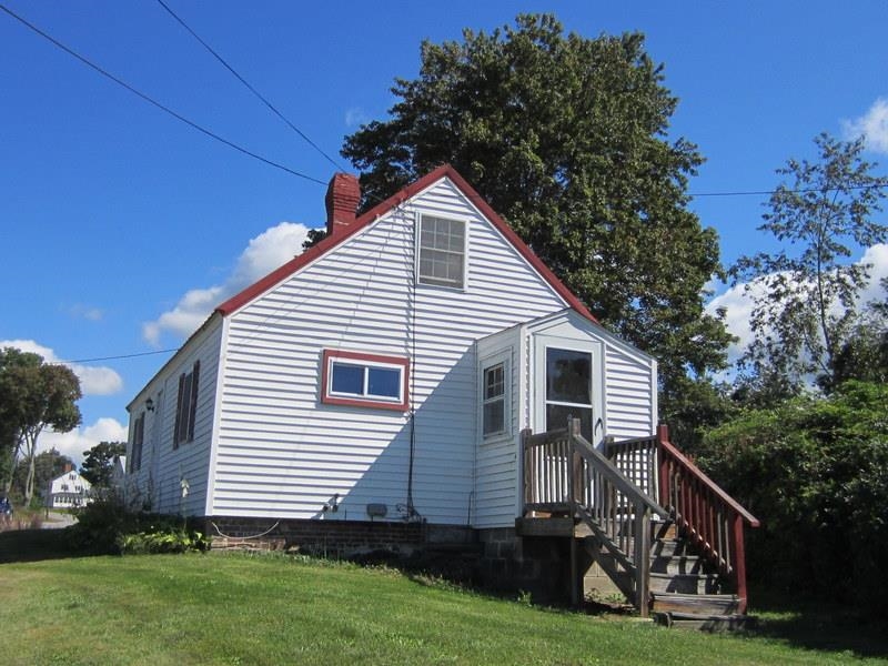 479 Rollins Road Rollinsford, NH 03869 - Photo 4 of 40 Gallery Image 4