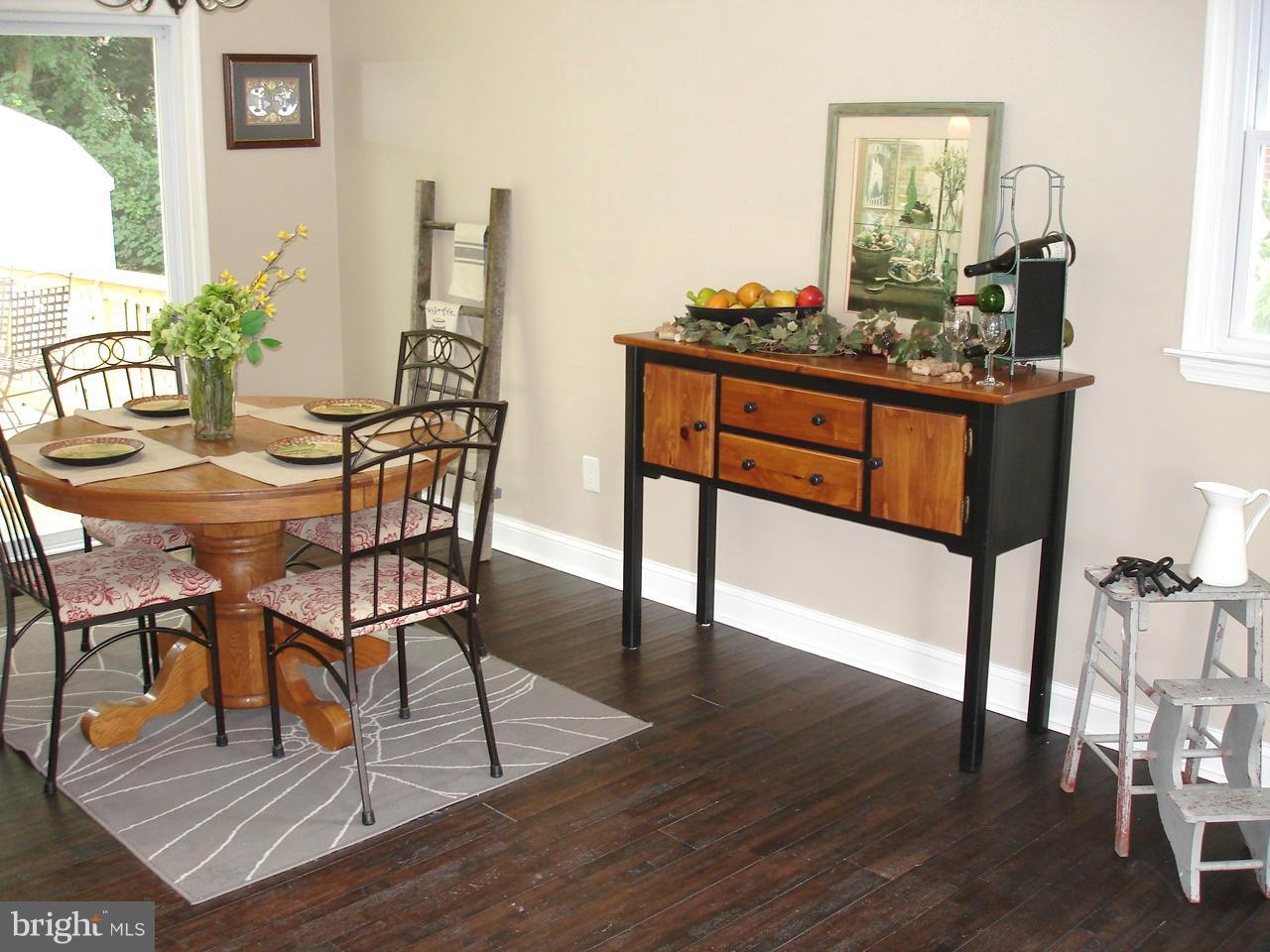9138 Covered Bridge Road Baltimore, MD 21234 - Photo 20 of 30 JUST ADORABLE SPACE