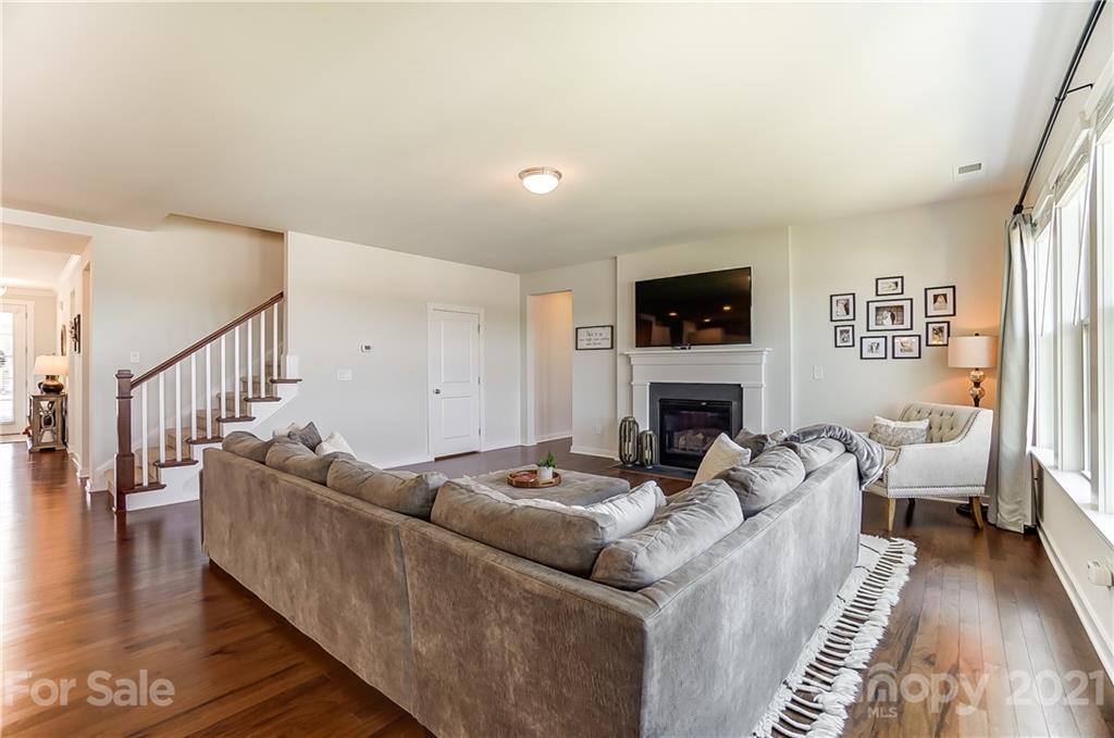 1005 Lazy Day Court Fort Mill, SC 29708 - Photo 8 of 46 Gallery Image 8