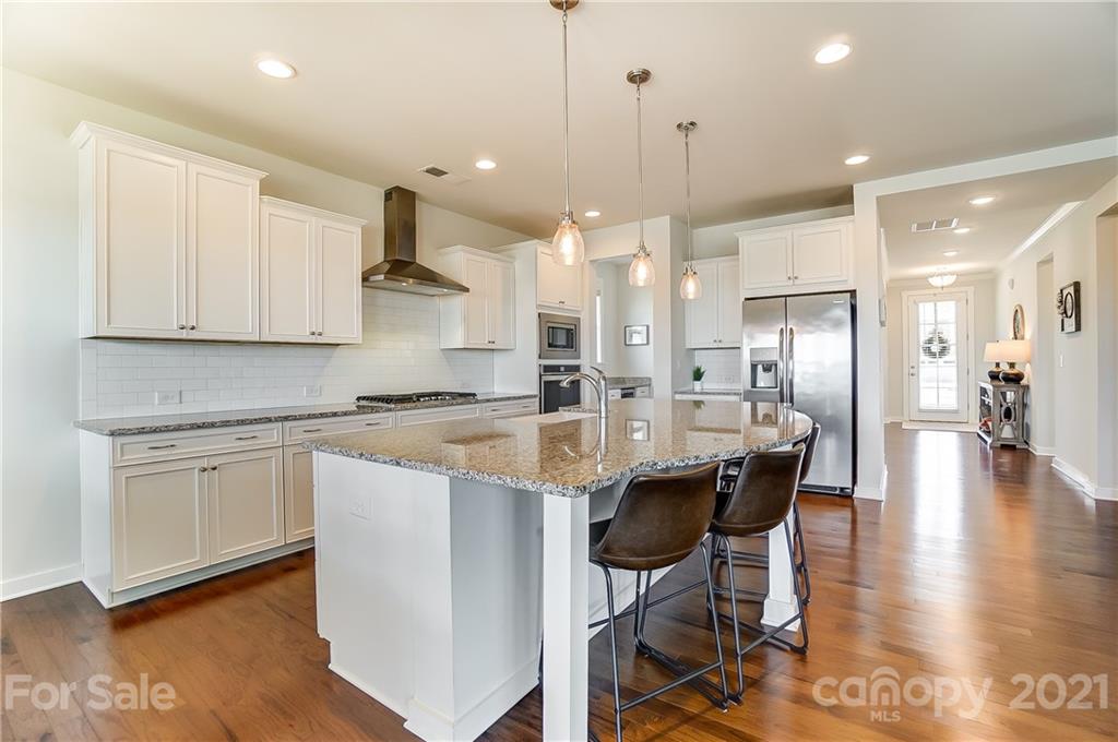1005 Lazy Day Court Fort Mill, SC 29708 - Photo 10 of 46 Gallery Image 10