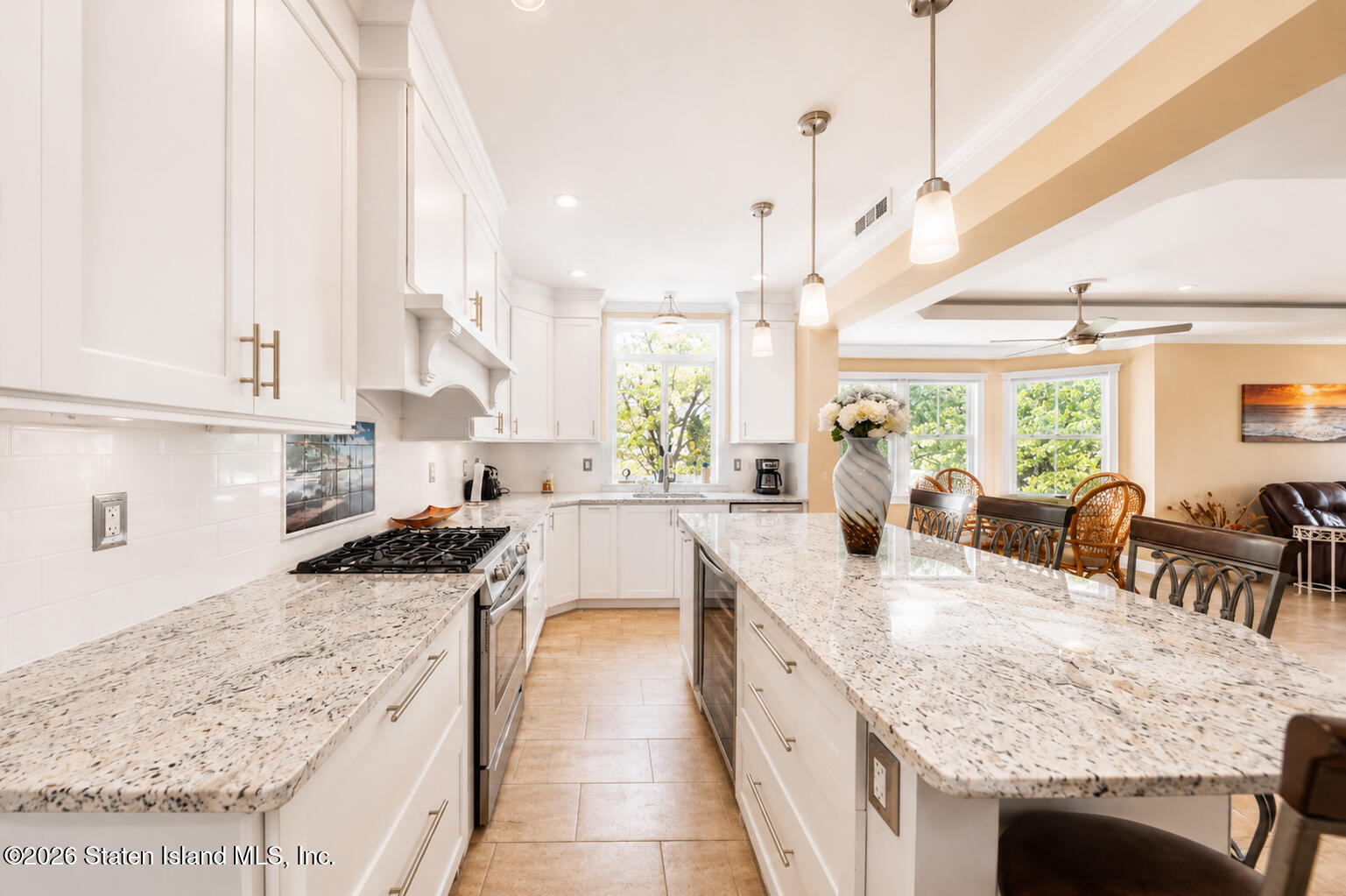 5434 Amboy Road Staten Island, NY 10312 - Photo 8 of 61 Kitchen