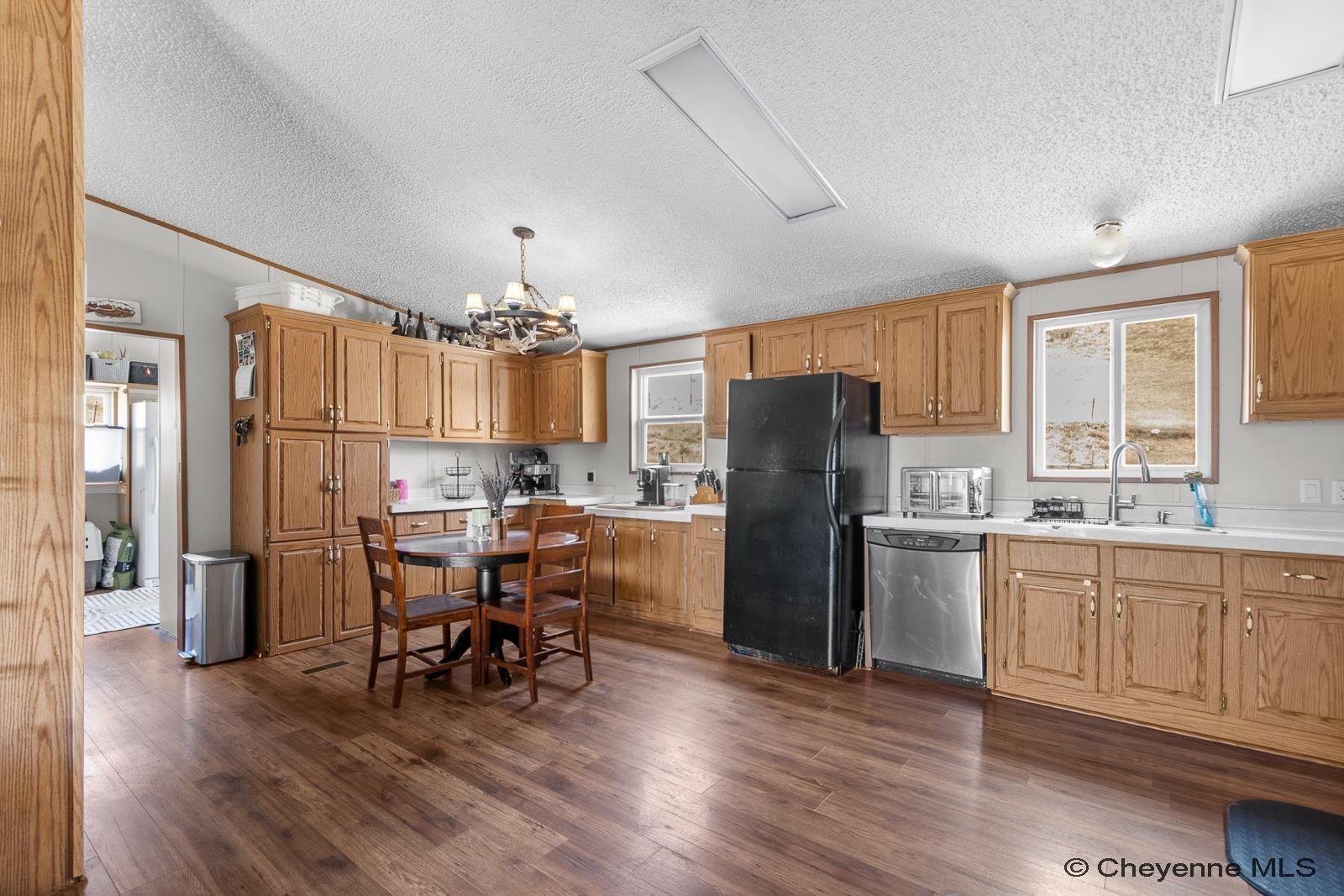 776 Hyde Merritt Road Cheyenne, WY 82009 - Photo 11 of 27 Gallery Image 11