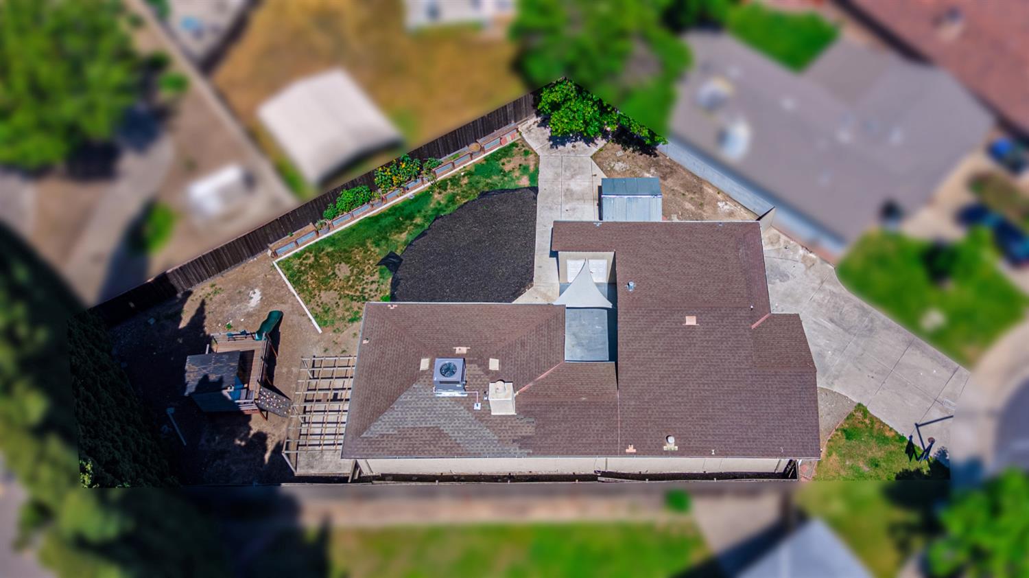 4005 Goldust Drive Modesto, CA 95355 - Photo 36 of 36 an aerial view of a house with a yard