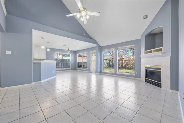 $2,400 | 8738 Willancy Lane, Houston, TX 77095