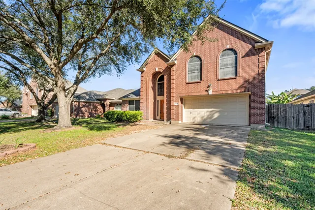 $2,400 | 8738 Willancy Lane, Houston, TX 77095