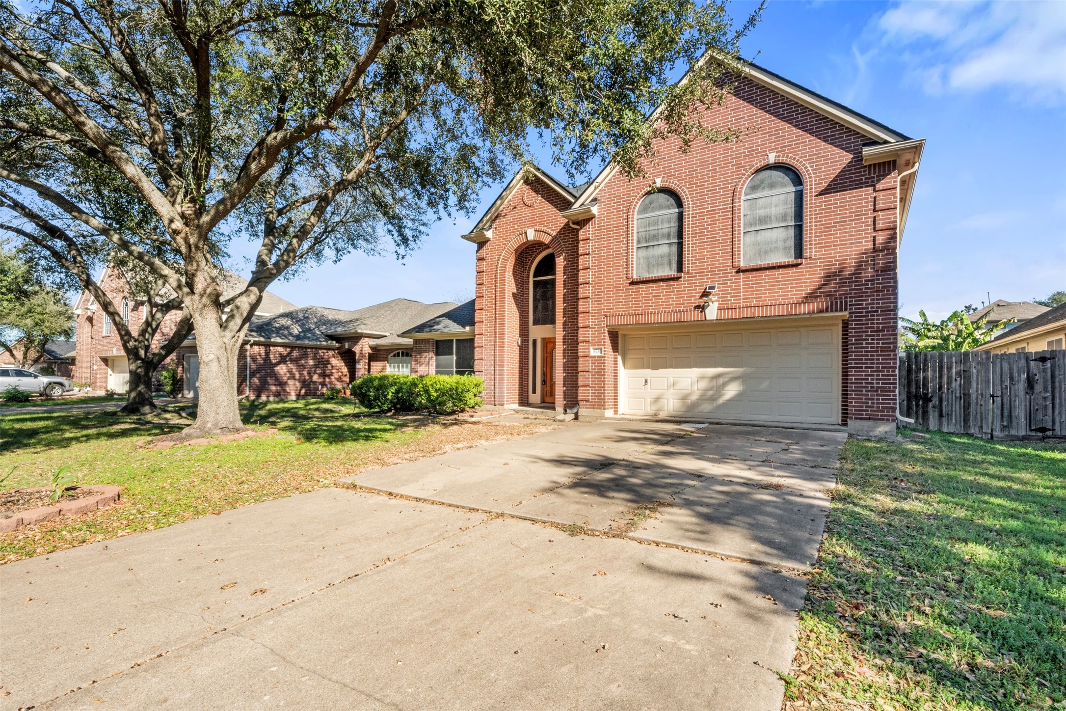 8738 Willancy Lane Houston, TX 77095 - Photo 2 of 32