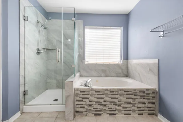 $2,400 | 8738 Willancy Lane, Houston, TX 77095