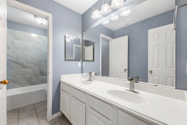 $2,400 | 8738 Willancy Lane, Houston, TX 77095