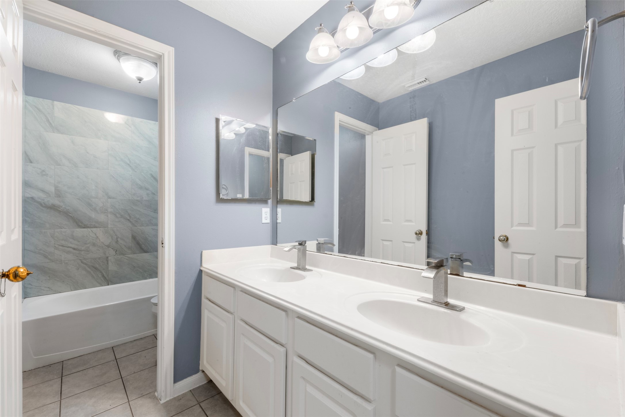 8738 Willancy Lane Houston, TX 77095 - Photo 24 of 32