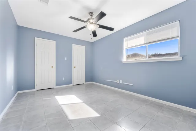 $2,400 | 8738 Willancy Lane, Houston, TX 77095