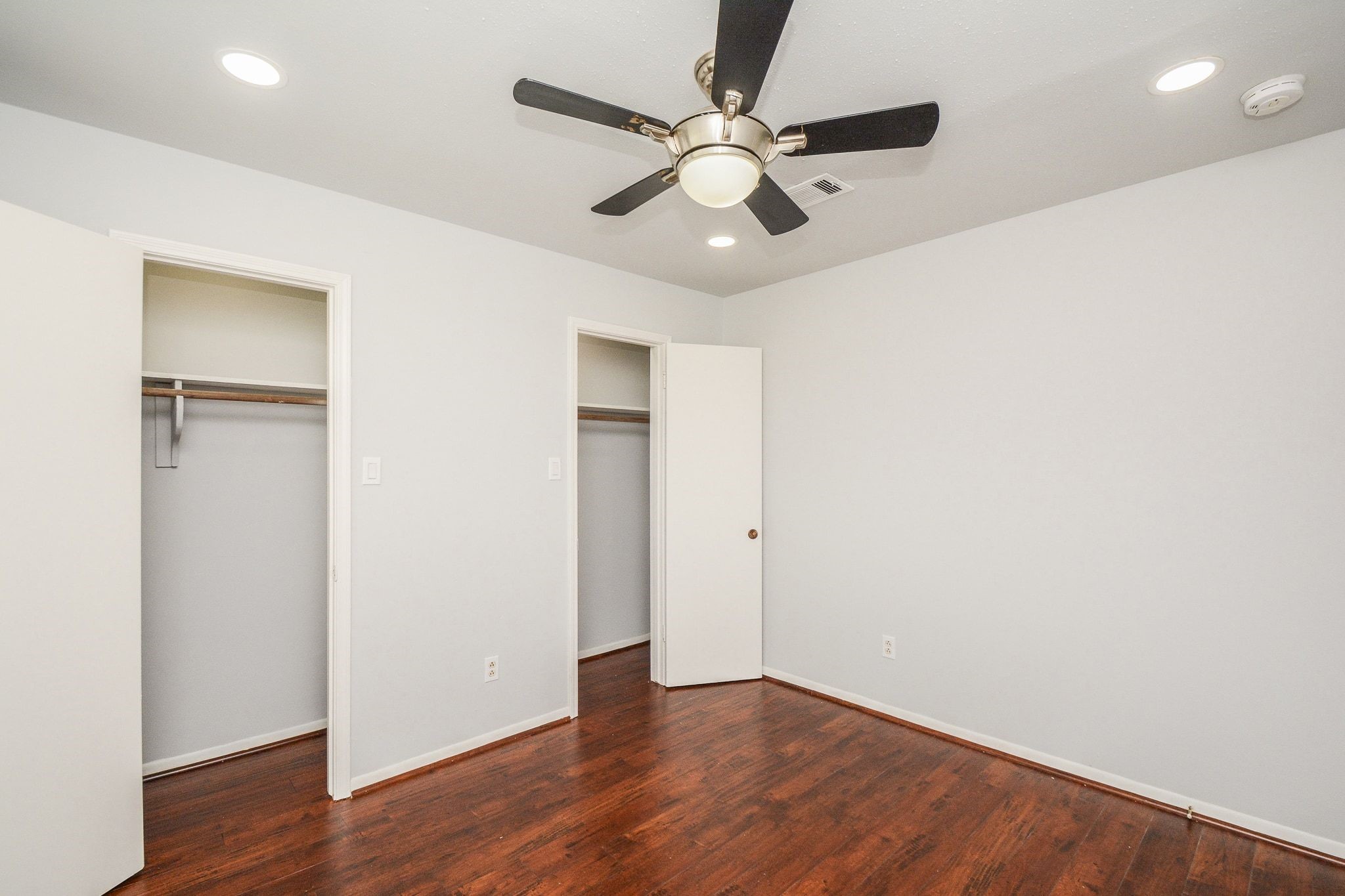 6002 Verdome Lane Houston, TX 77092 - Photo 23 of 49
