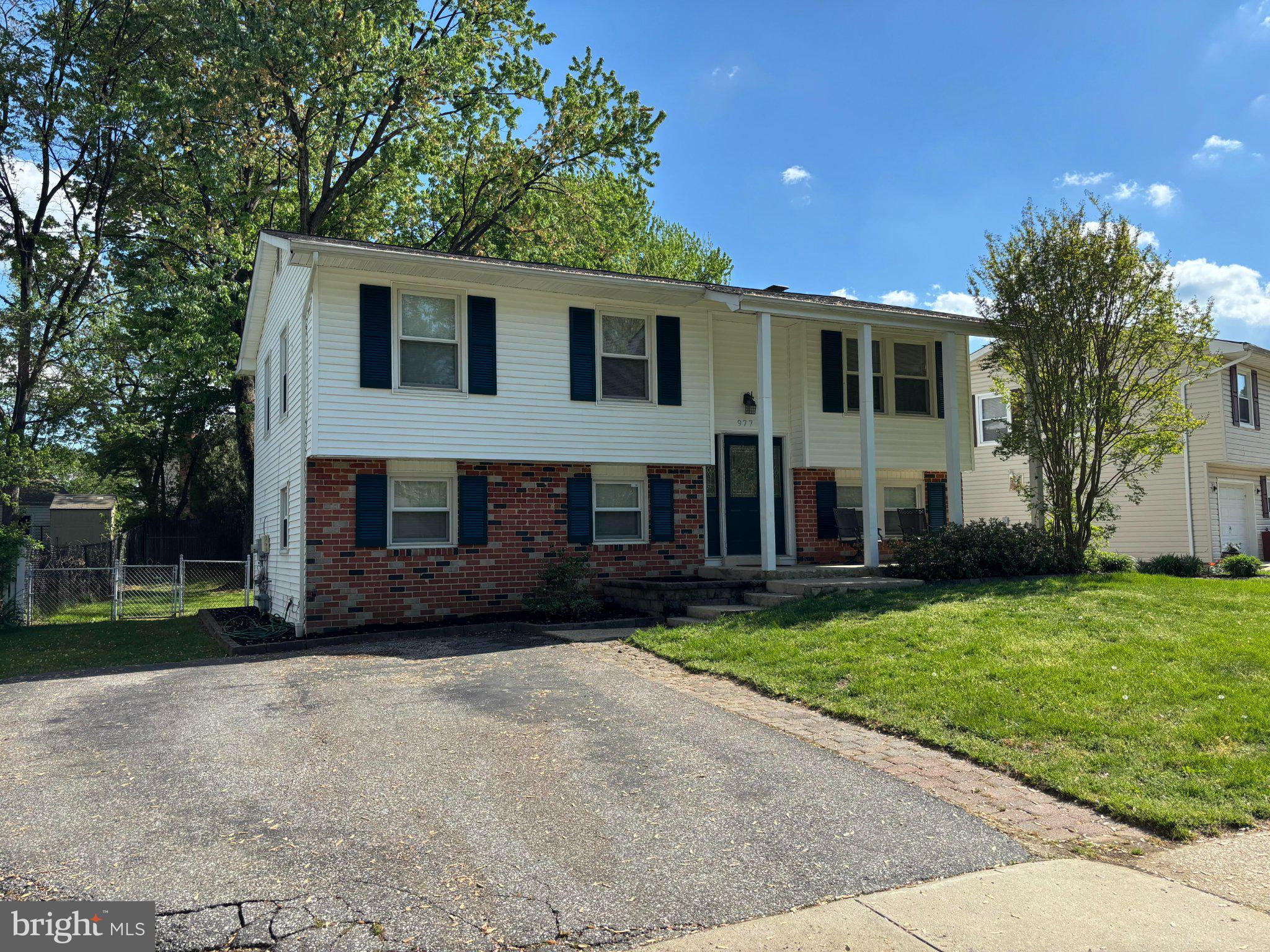 977 Fall Cir Way Gambrills, MD 21054 - Photo 2 of 6