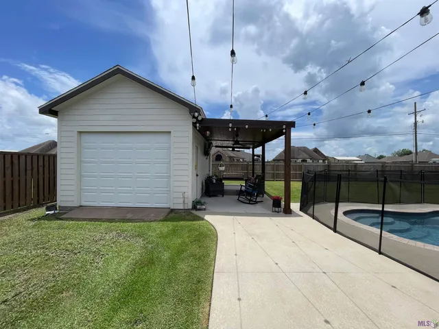 $399,000 | 114 Rue Wyatt Philip, Schriever, LA 70395