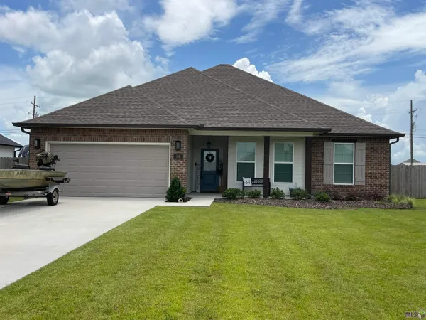 $399,000 | 114 Rue Wyatt Philip, Schriever, LA 70395