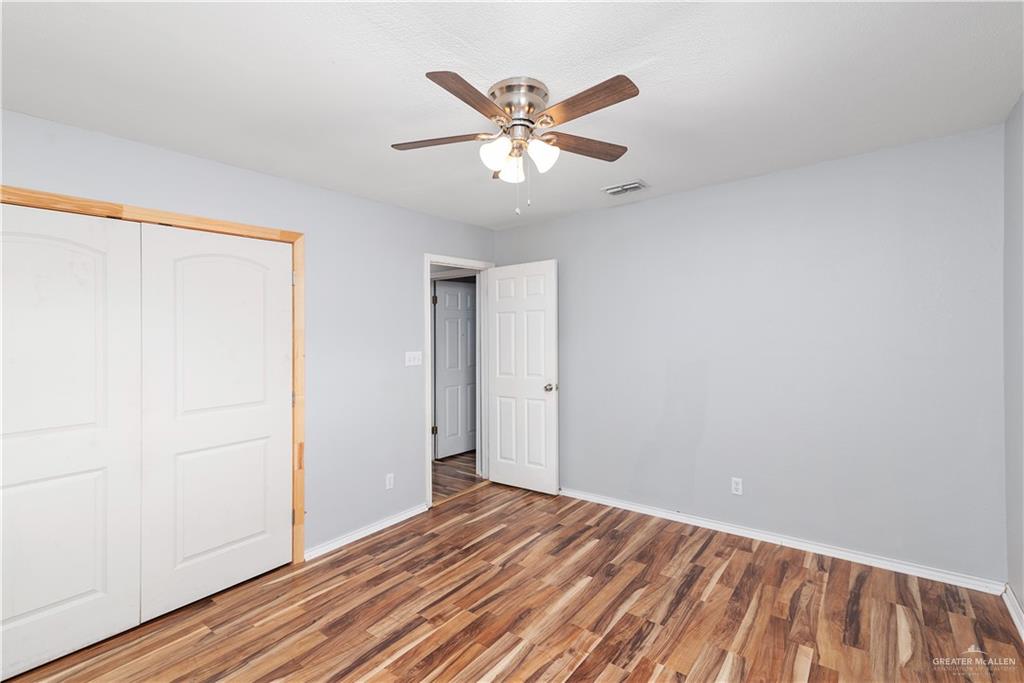 1712 Oaks Road Edinburg, TX 78539 - Photo 19 of 26 Gallery Image 19