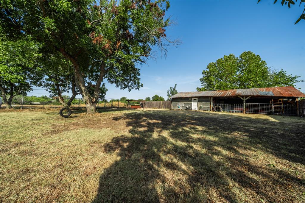 205 Rabbit Run Woodway, TX 76712 - Photo 23 of 40 Gallery Image 23