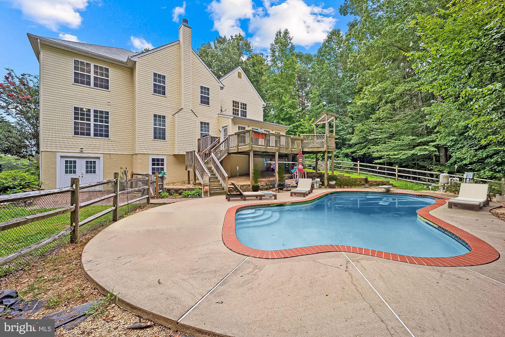 4845 Young Road Waldorf, MD 20601 - Photo 32 of 33 Rear Yard