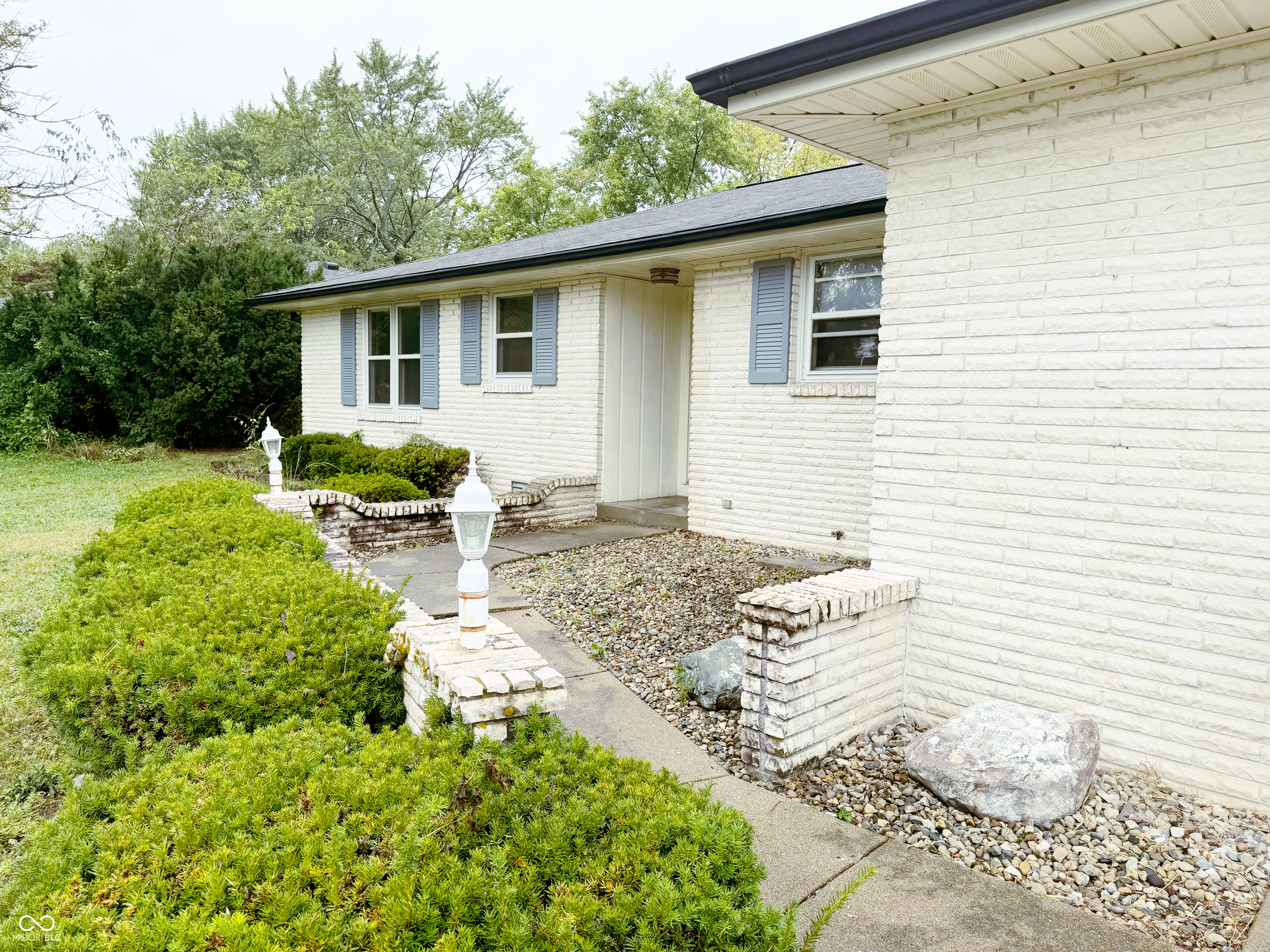 810 Piccadilli Road Anderson, IN 46013 - Photo 5 of 32 Gallery Image 5