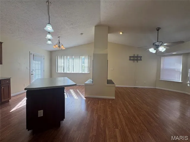 $265,000 | 107 Birchtree Circle, St. Robert, MO 65584