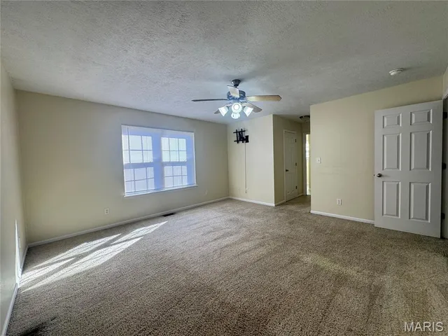 $265,000 | 107 Birchtree Circle, St. Robert, MO 65584