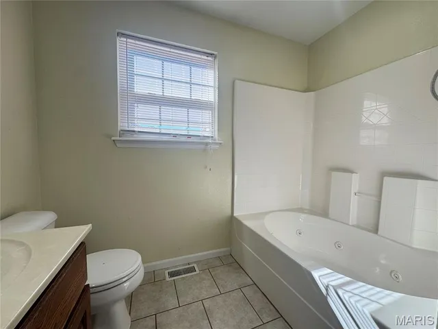 $265,000 | 107 Birchtree Circle, St. Robert, MO 65584