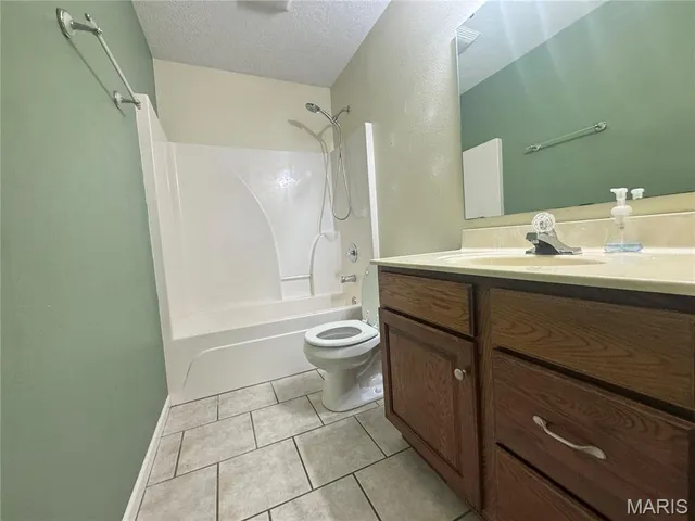 $265,000 | 107 Birchtree Circle, St. Robert, MO 65584