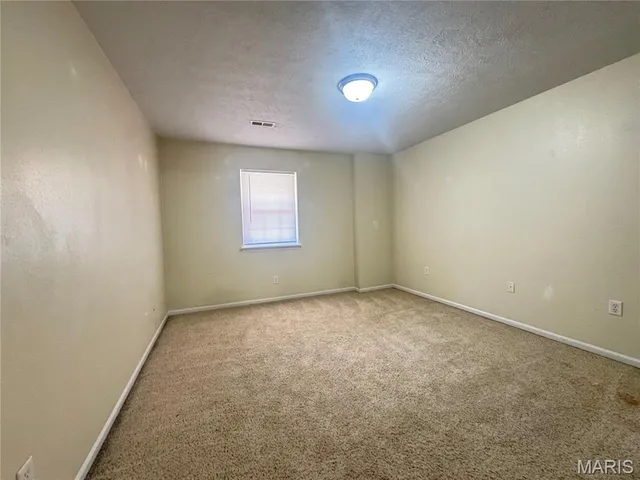 $265,000 | 107 Birchtree Circle, St. Robert, MO 65584