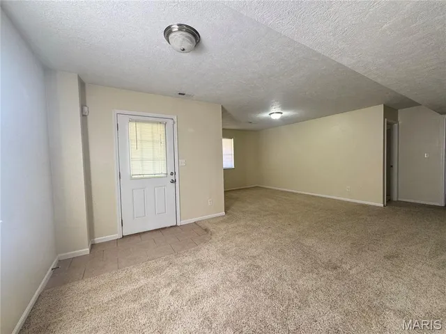 $265,000 | 107 Birchtree Circle, St. Robert, MO 65584