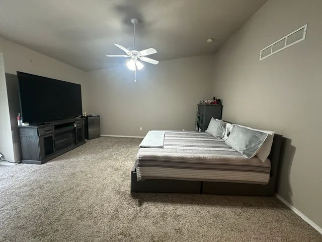 $250,000 | 311 South Towanda Avenue, Unit 1, Normal, IL 61761