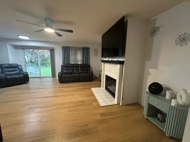 $250,000 | 311 South Towanda Avenue, Unit 1, Normal, IL 61761