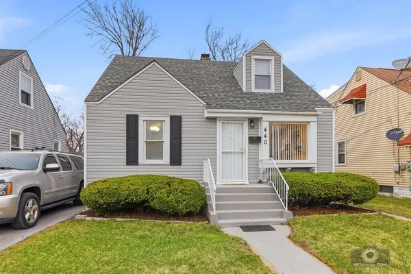 $179,900 | 440 Engle Street, Dolton, IL 60419
