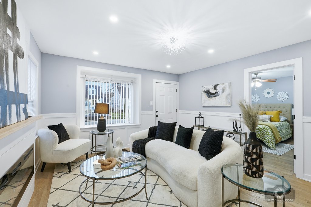 440 Engle Street Dolton, IL 60419 - Photo 5 of 19